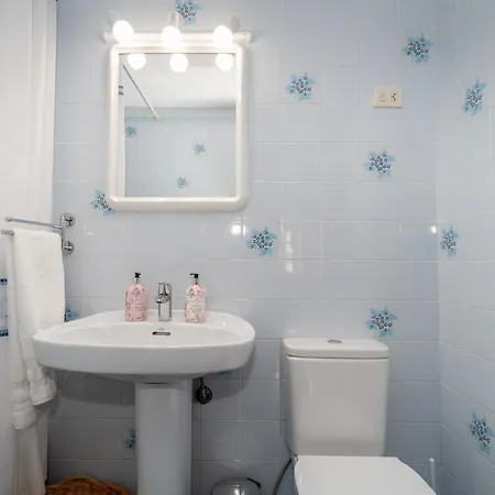 Altamira Sea & Mountain * Busturia